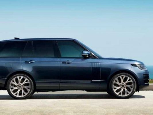 В России стартовали продажи Range Rover и Range Rover Sport в новых спецверсиях