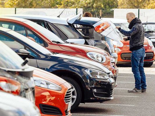 Российские продажи подержанных автомобилей сократились на 13%